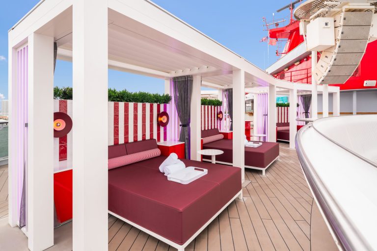 <b>VIP Cabanas</b><br>Virgin Voyages
